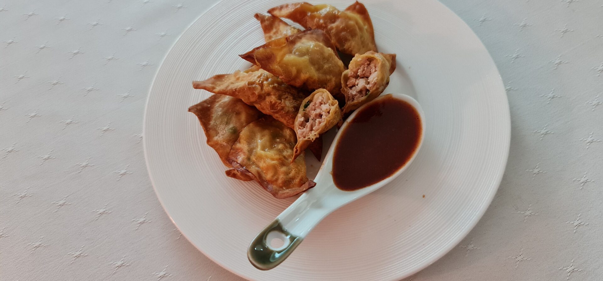 Air Fried Wontons with Spicy Sweet and Sour Pineapple Dipping Sauce
